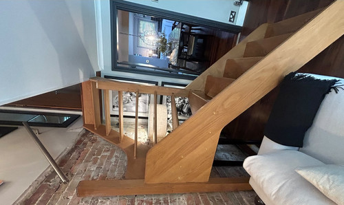 Modern space saving oak - space,
