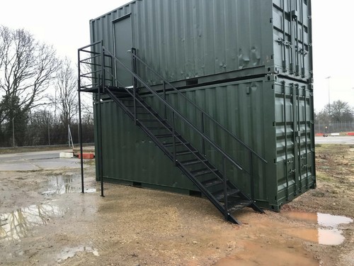Step tread staircase system - step,